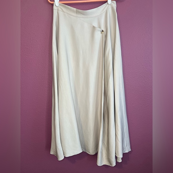 Tricot Chic | NWT Full Midi Skirt - Picture 7 of 11